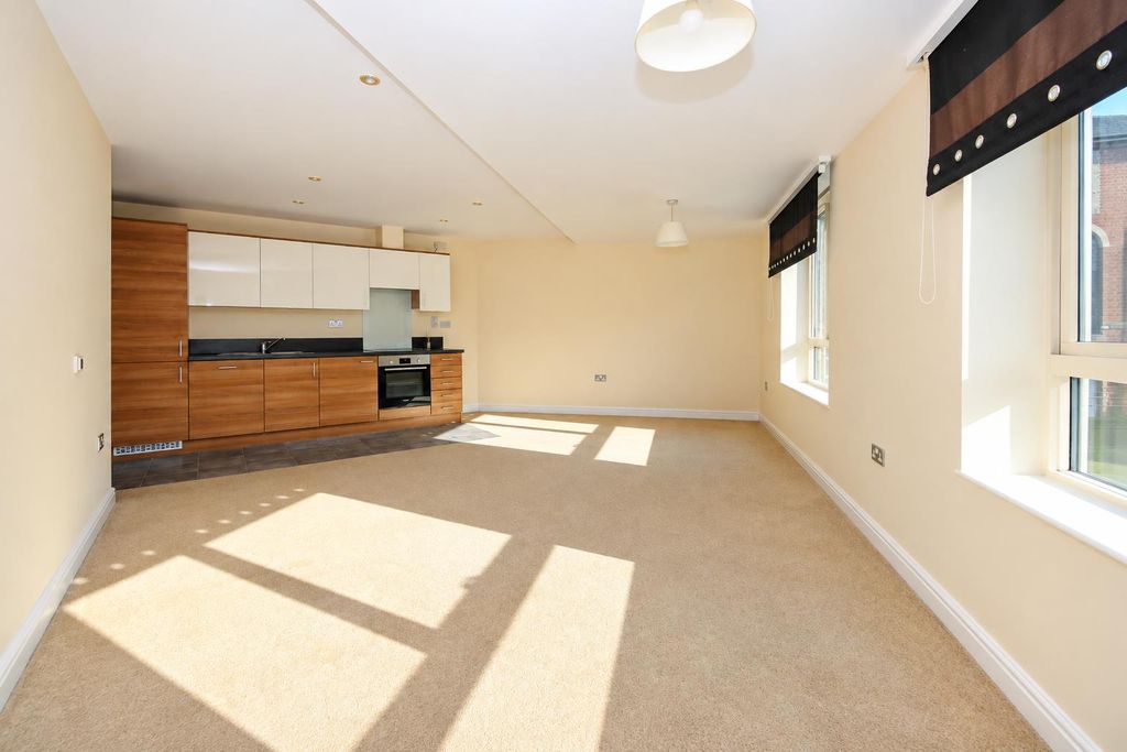 Property photo 1 of 11 A2ee91B2-4c1d-4c17-839c-ce7F5E64277d.Png