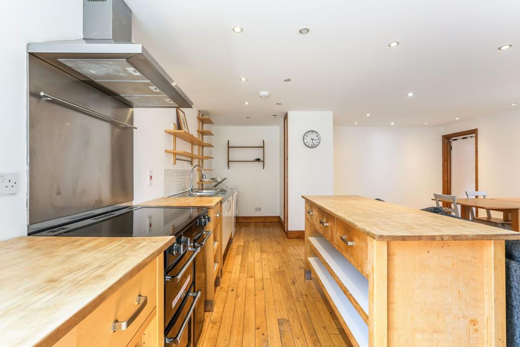 Property photo 2 of 15 Kitchen Alt.Jpeg