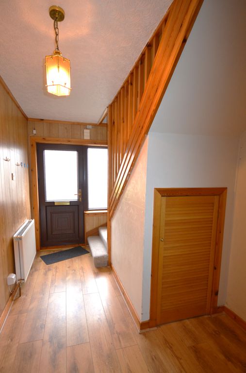 Property photo 3 of 36