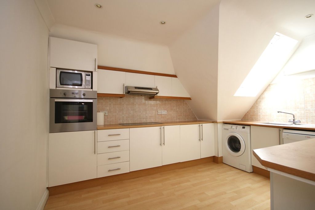 Property photo 3 of 9 Picture No. 09