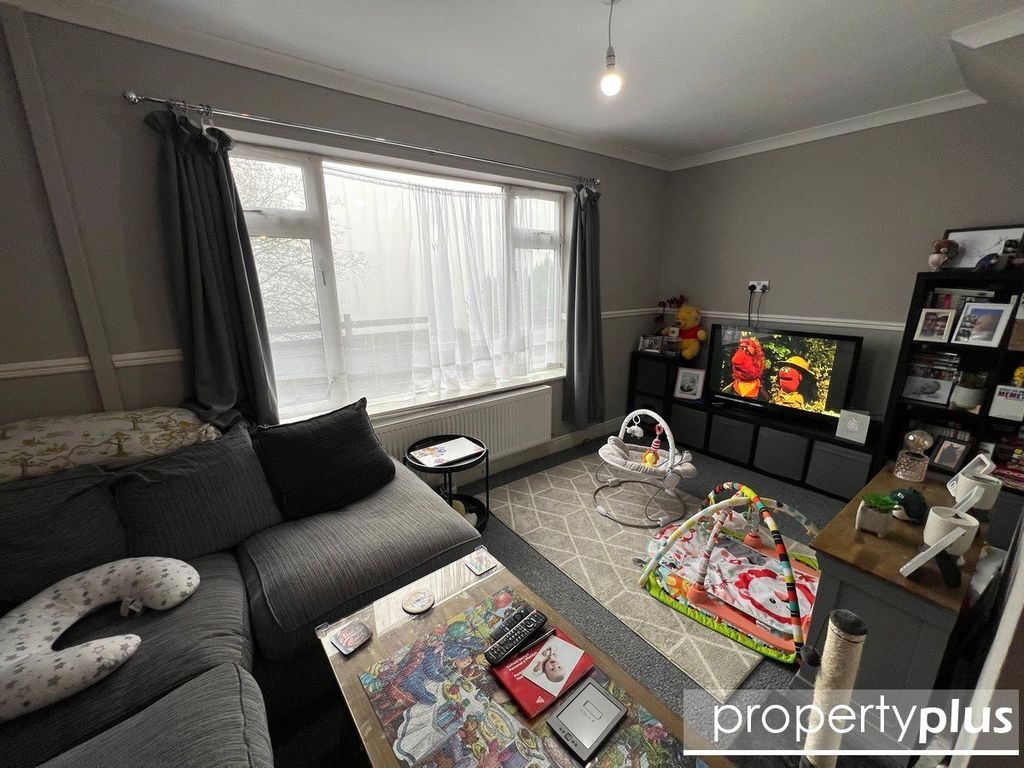 Property photo 3 of 13 Picture No. 11