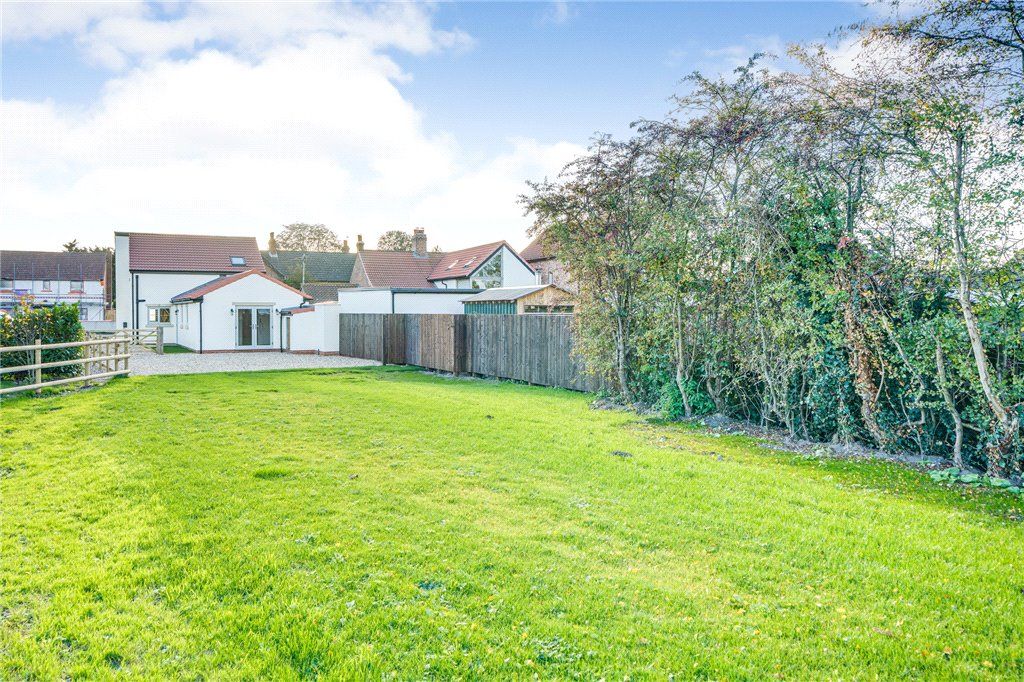 Property photo 3 of 12 Rear Gardens