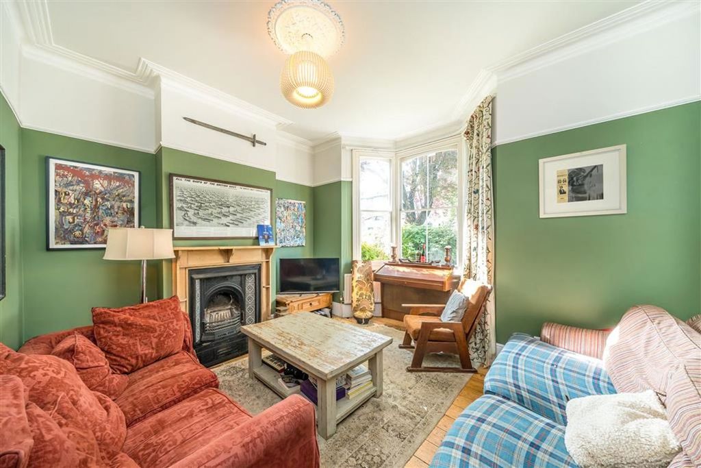 Property photo 2 of 7