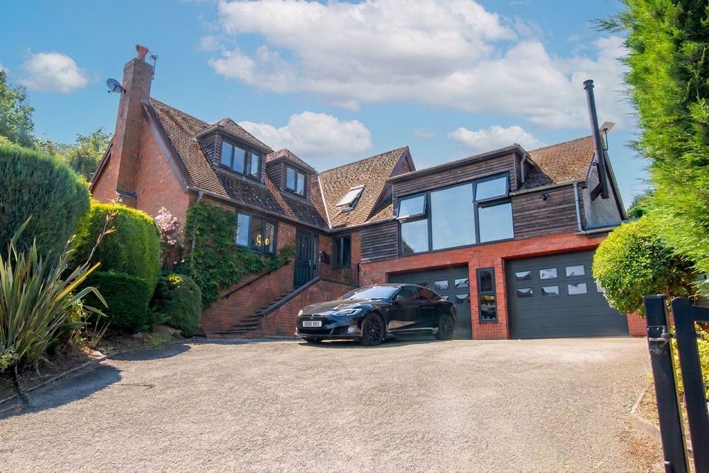Property photo 1 of 46