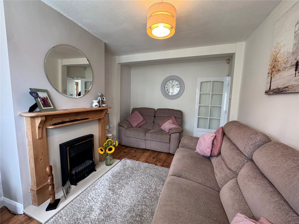 Property photo 3 of 19 Picture No. 23