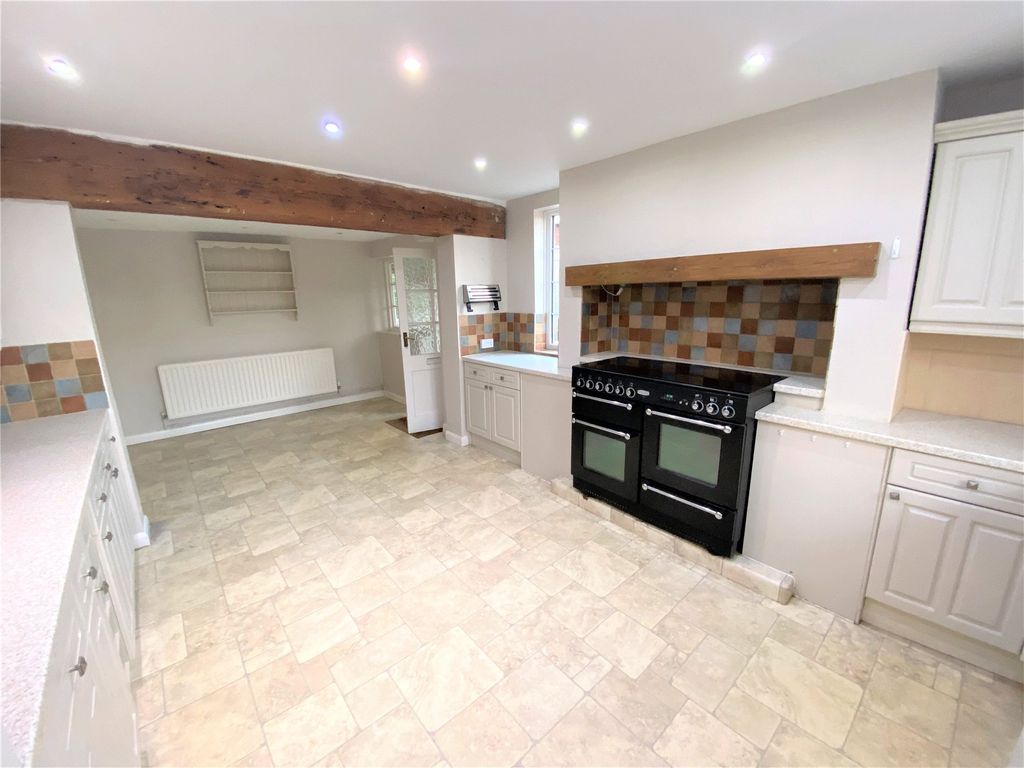Property photo 2 of 19 Picture No. 13