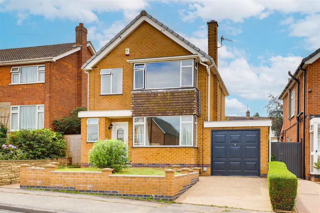 Property photo 1 of 18 9293.Jpg