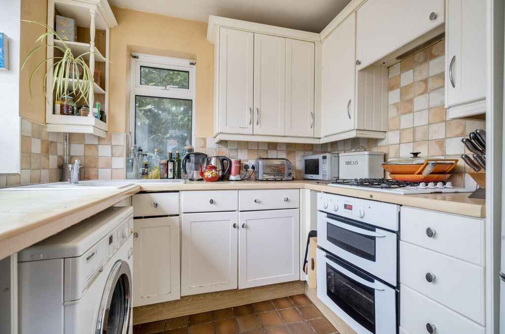 Additional image 12 of 4 bed detached house for saleSt. Marys Road, Liss GU33