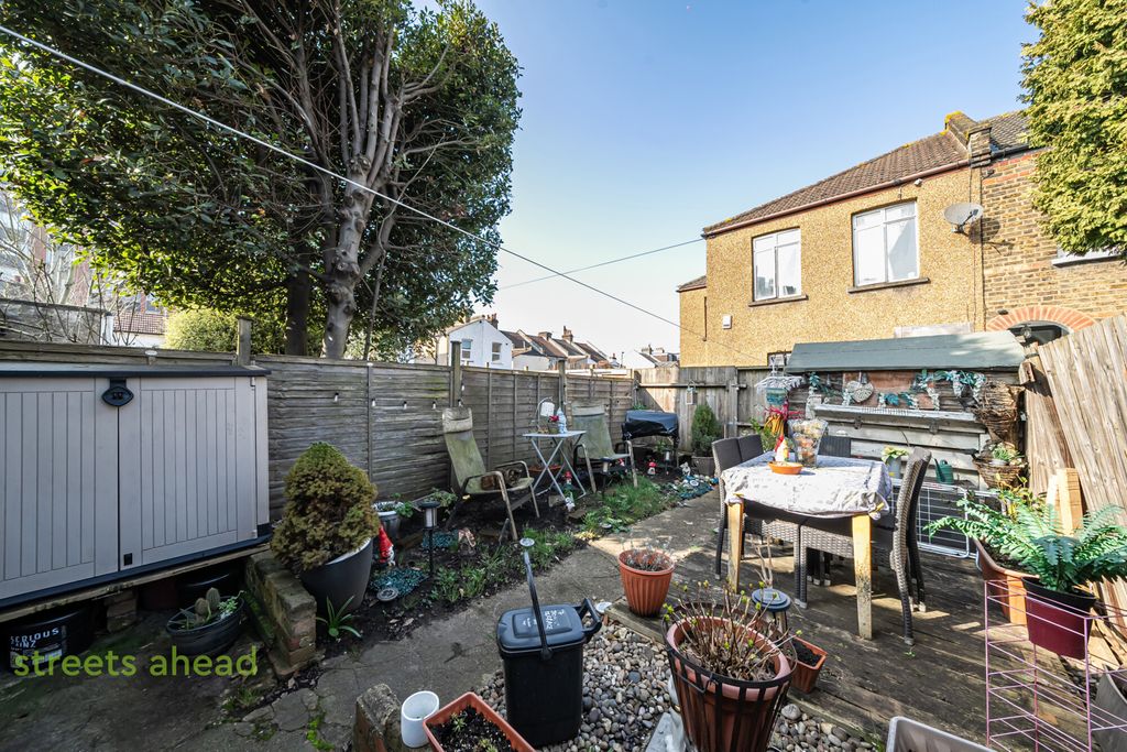 Additional image 7 of 2 bed terraced house for saleJohns Terrace, Croydon CR0