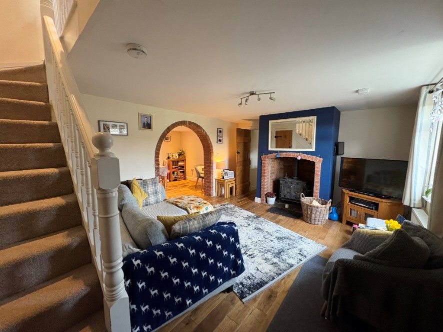 Property photo 2 of 22