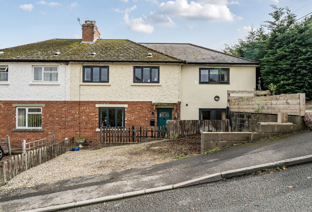 Property photo 1 of 20 1365497-2-68F7847...