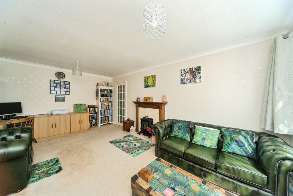 Property photo 3 of 17