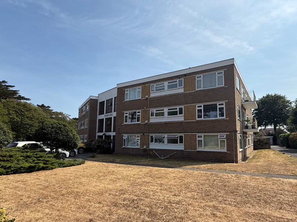 Property photo 1 of 1