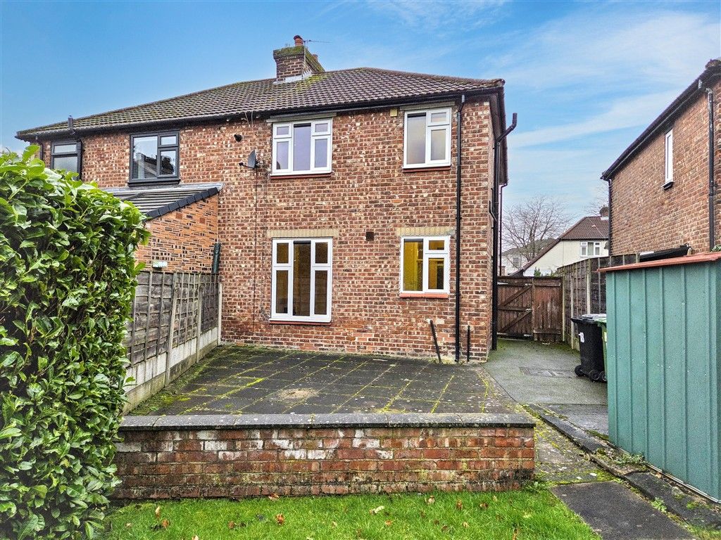 Property photo 3 of 13