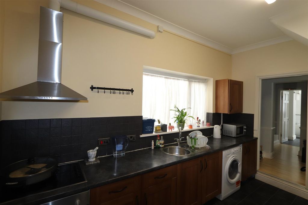 Property photo 3 of 7 Img_0882.Jpg