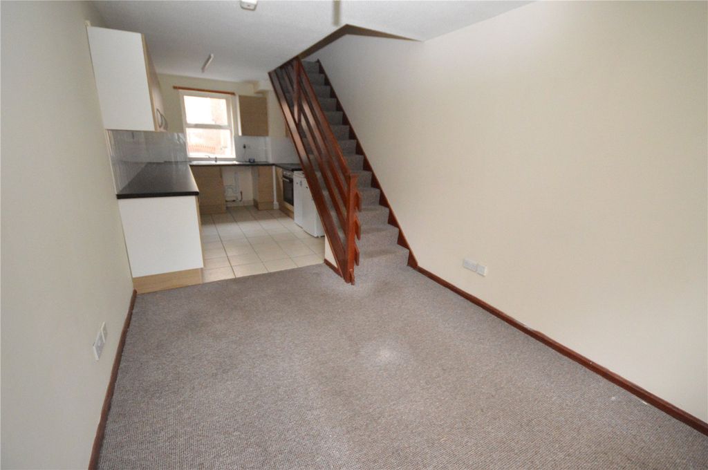 Property photo 2 of 9 Picture No. 08