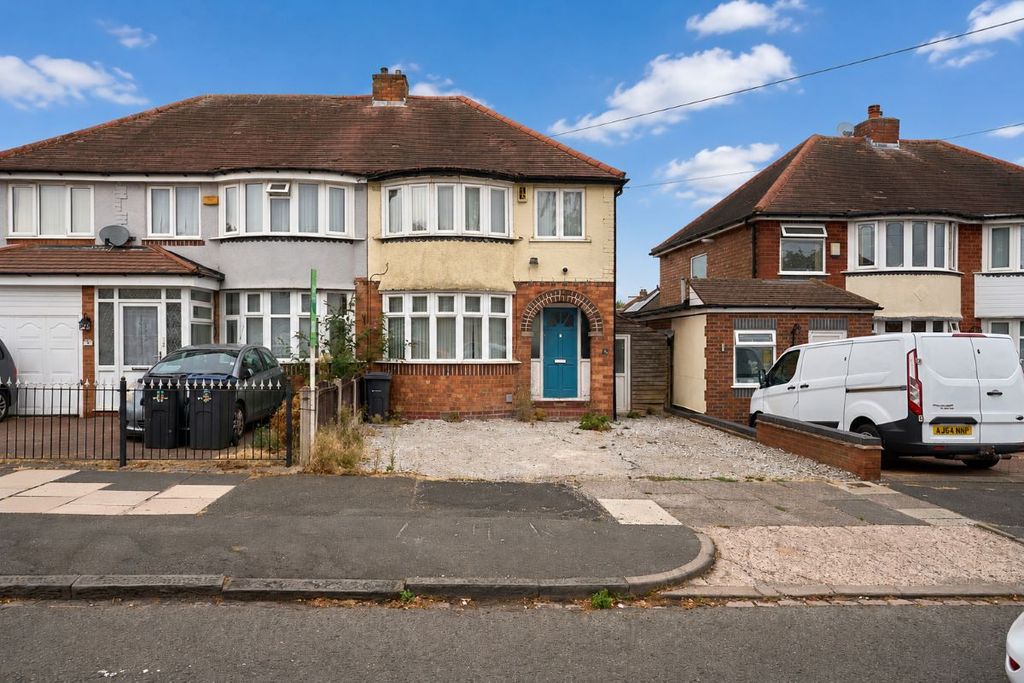 Property photo 2 of 15