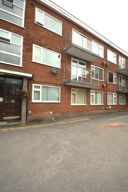 Property photo 1 of 14 46 Dovehouse Close, Whitefield M45 7Pe
