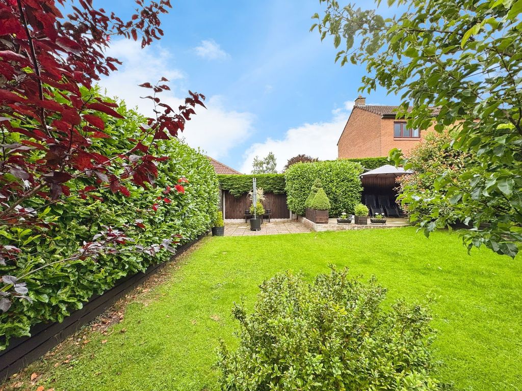 Property photo 2 of 16
