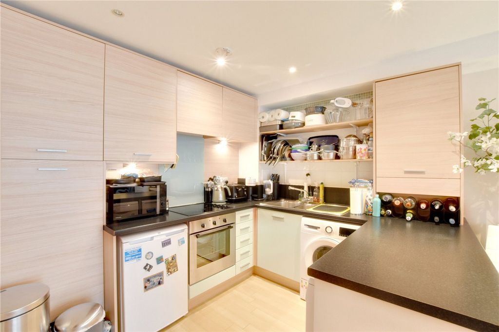 Property photo 3 of 12 Picture No. 06