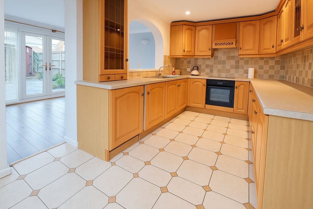 Property photo 3 of 9