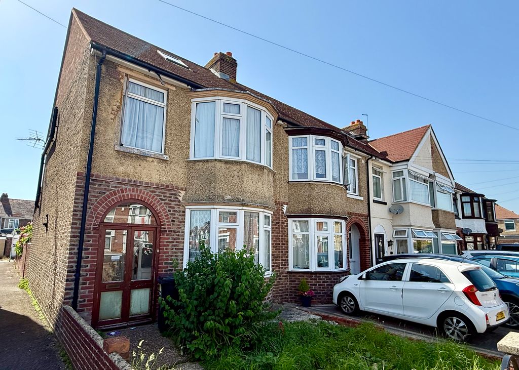 Property photo 1 of 10