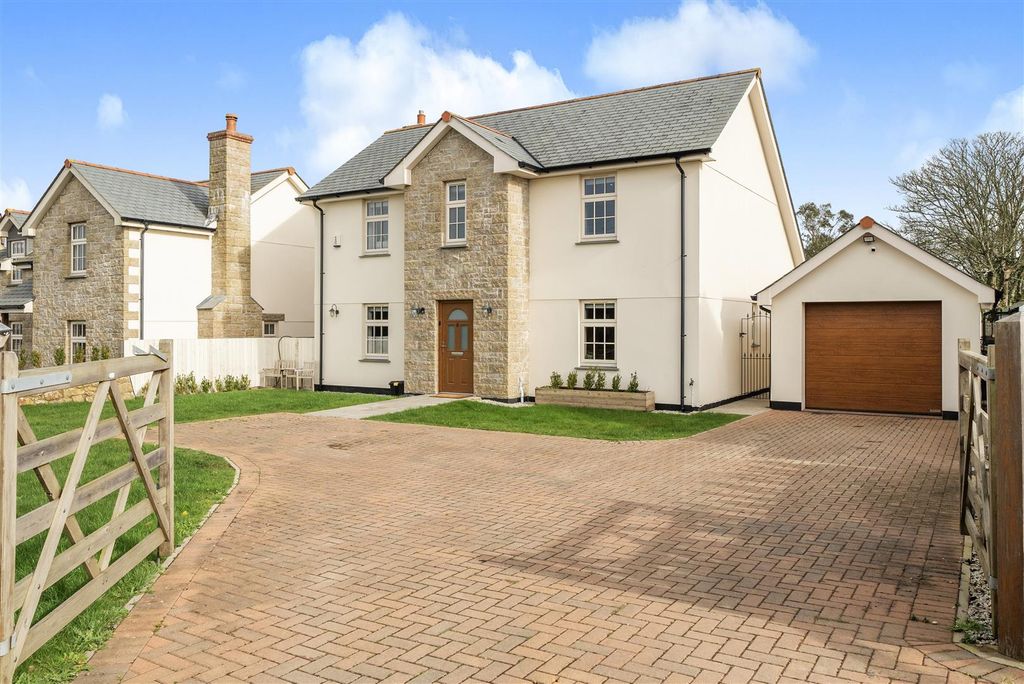 Property photo 1 of 28 Front