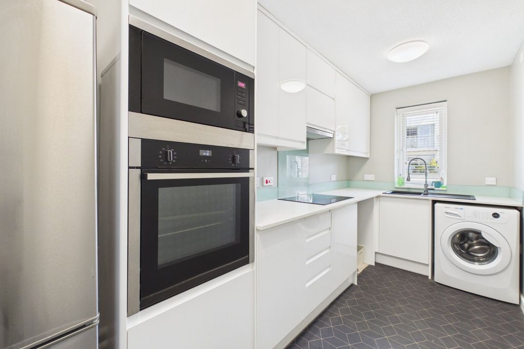 Property photo 3 of 13 Kitchen