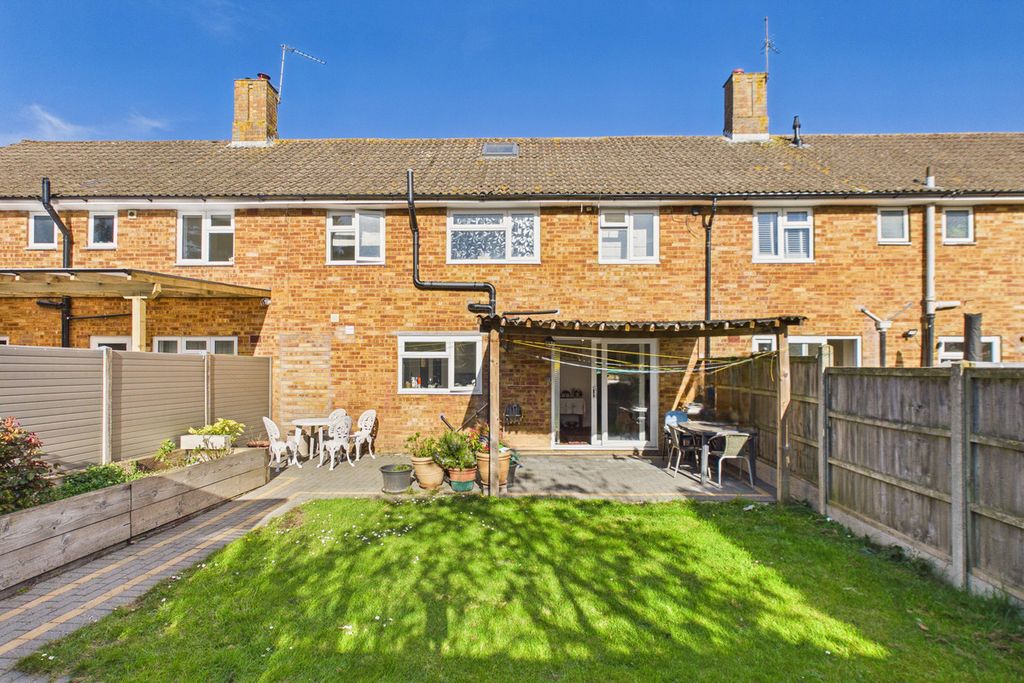 Property photo 3 of 16