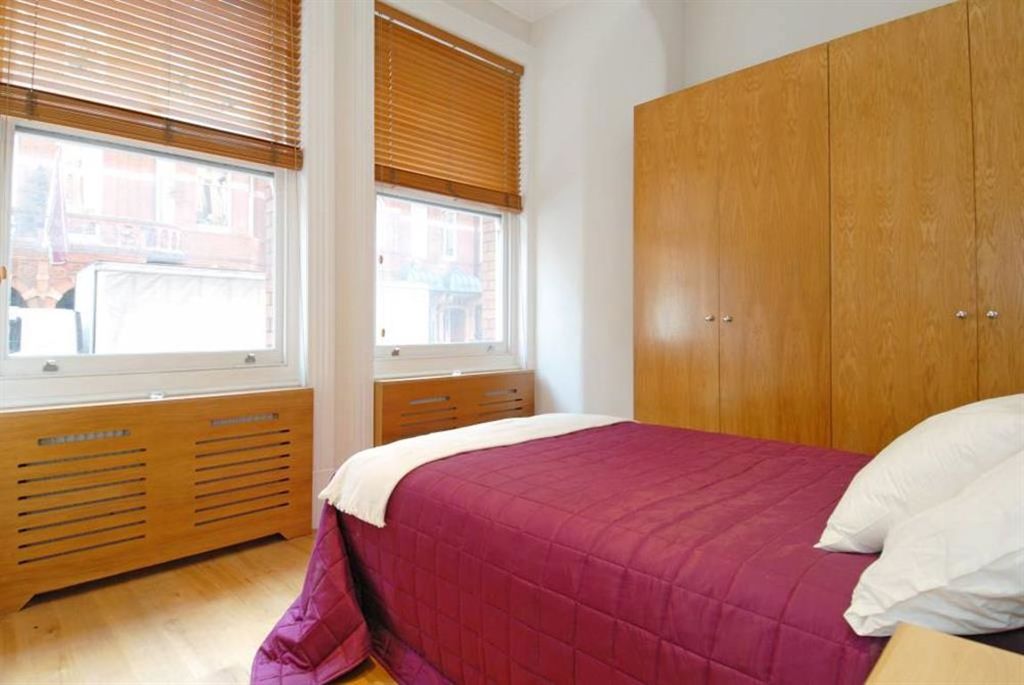 Property photo 2 of 3