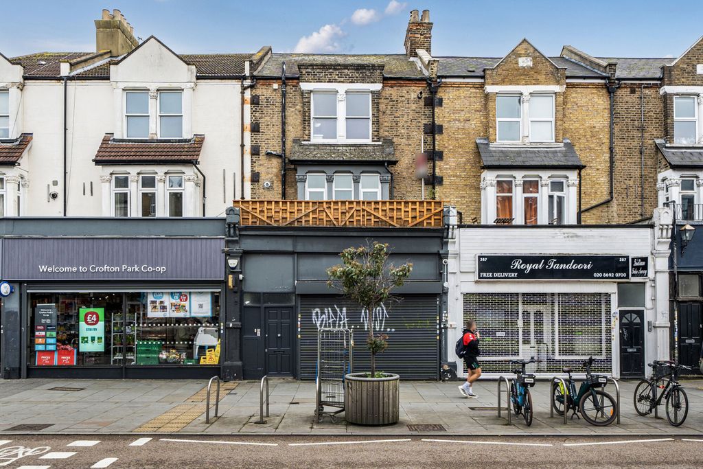 Property photo 1 of 12 1422017-1-69A1781...