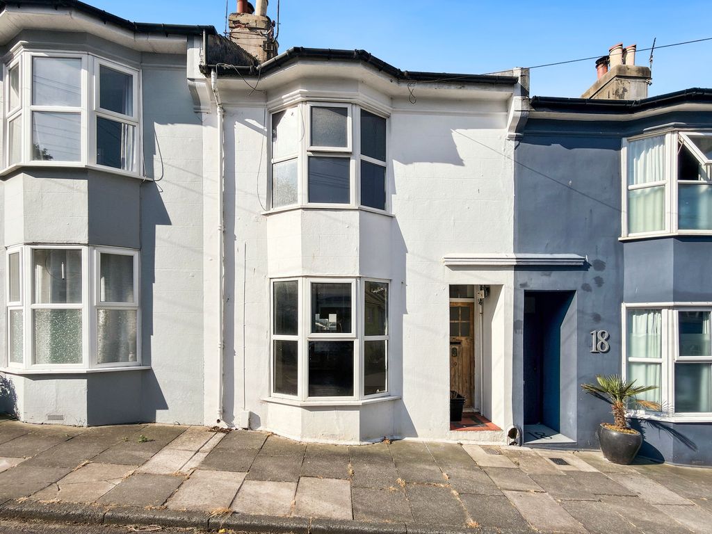 Property photo 1 of 11