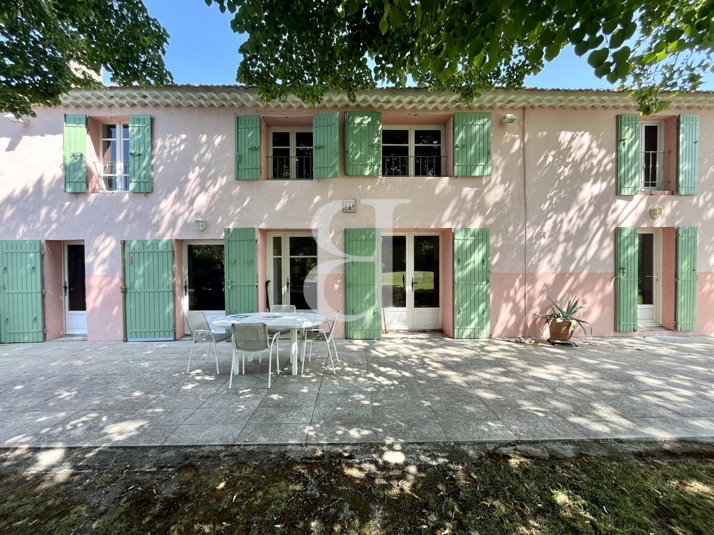 Property photo 1 of 19 Main Exterior View