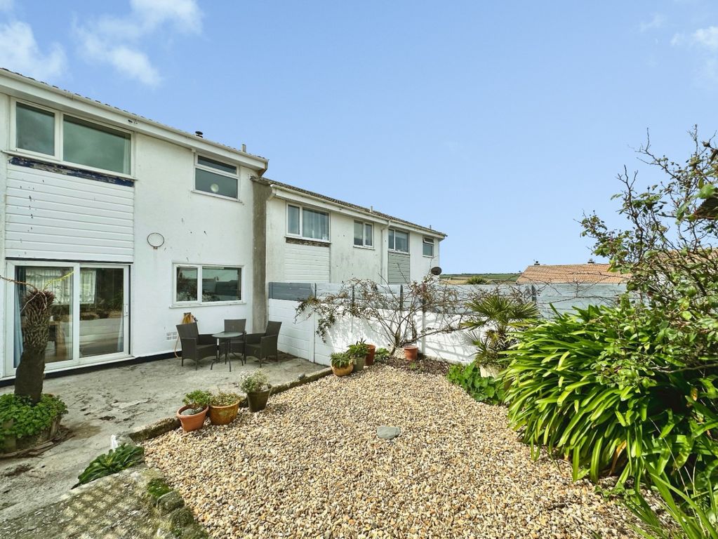 Property photo 3 of 19 4913967