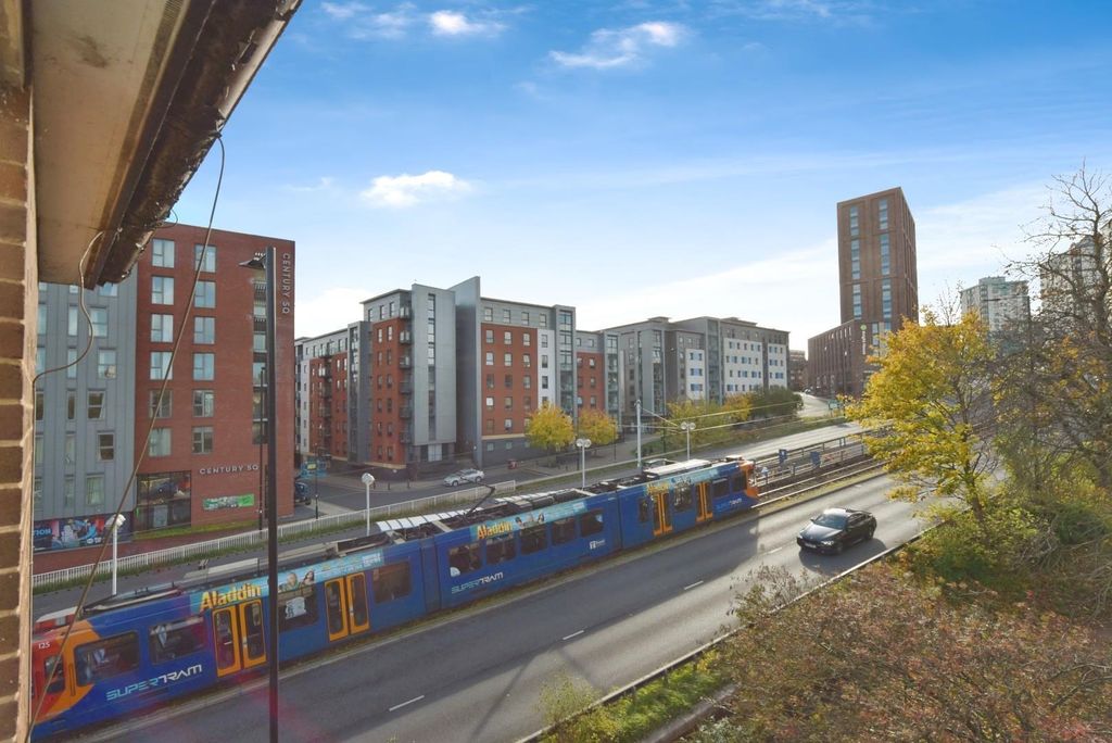 Property photo 2 of 16 Dsc_8222.Jpg