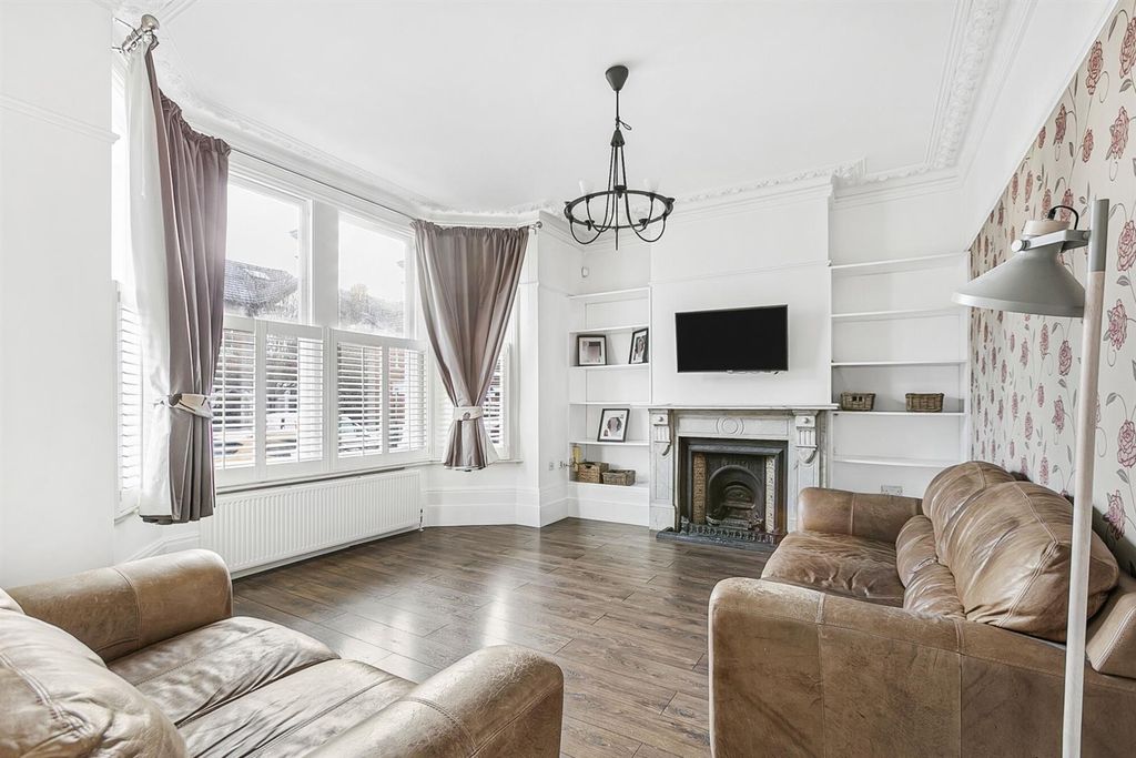 Property photo 2 of 27 5_70185.Jpg