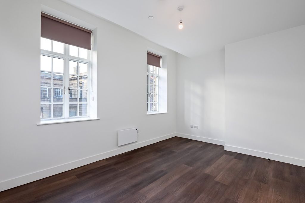 Property photo 2 of 10 Picture No. 02