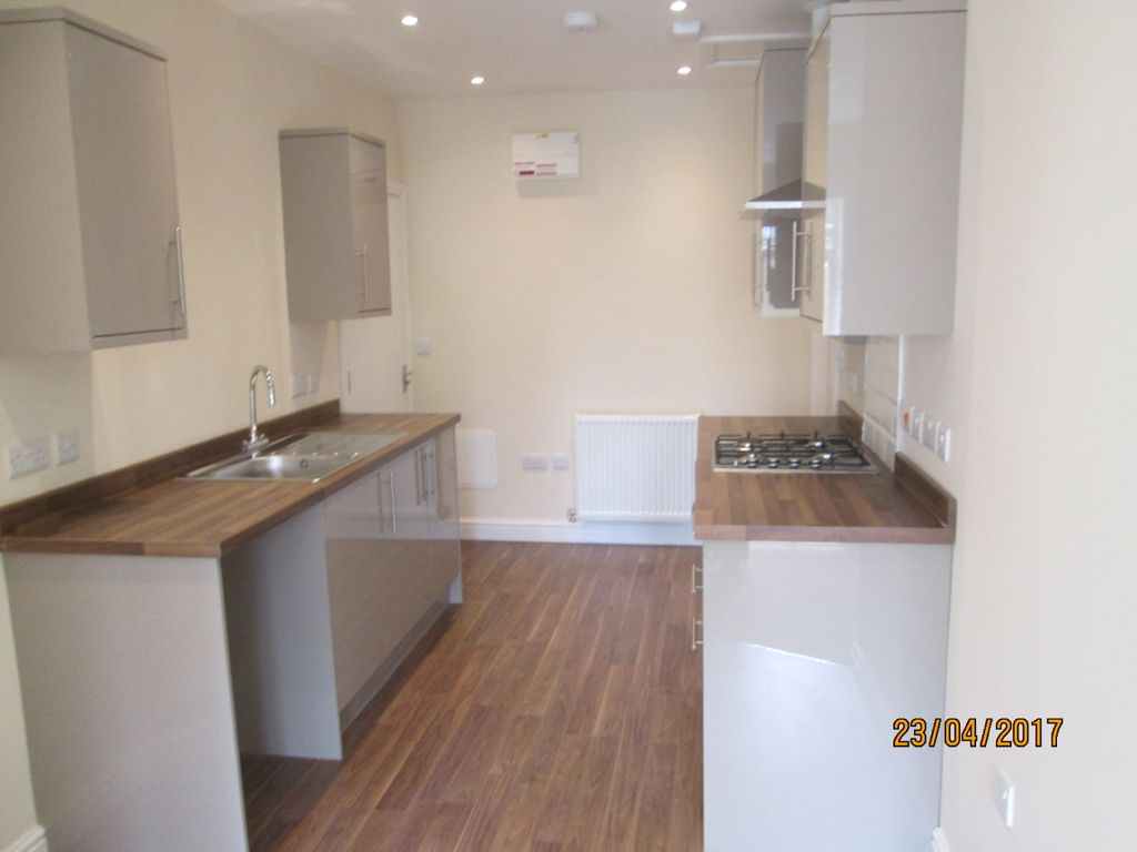 Property photo 3 of 8 Kitchen Area
