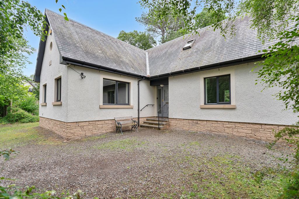 Property photo 2 of 18 Property Image 2