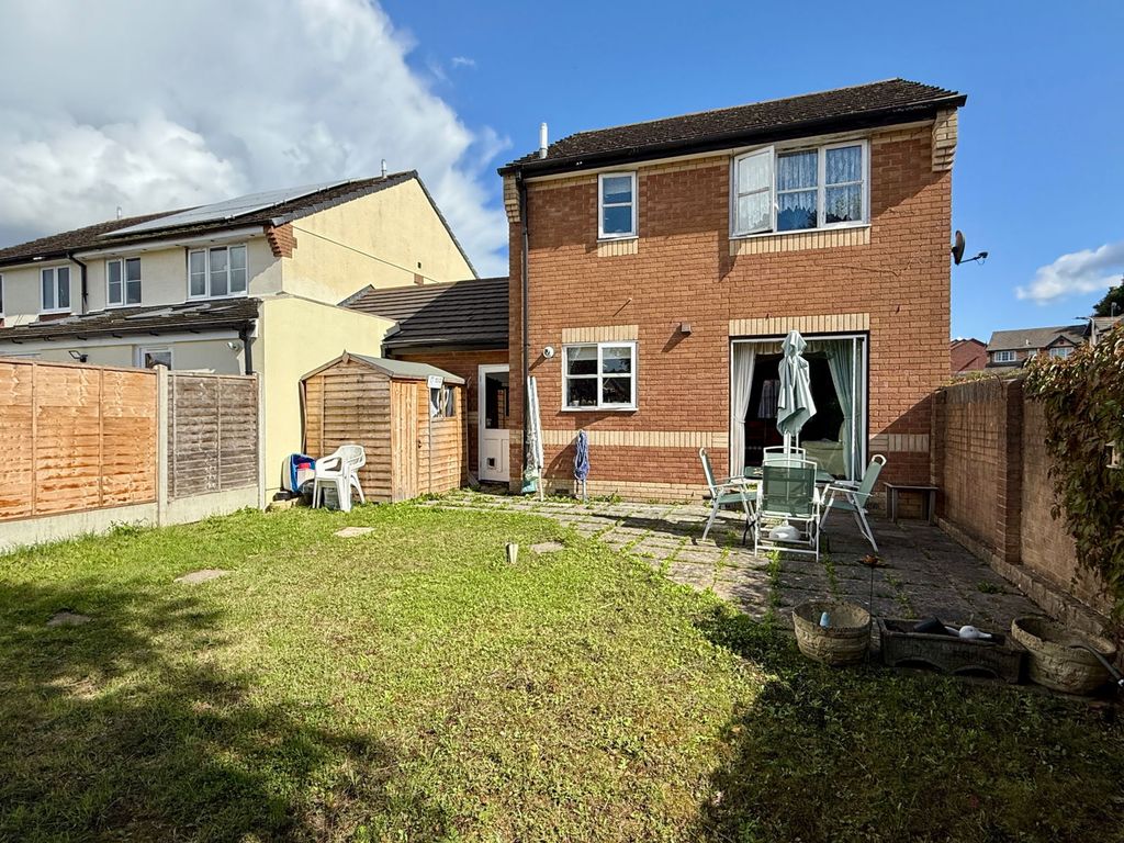 Property photo 2 of 10