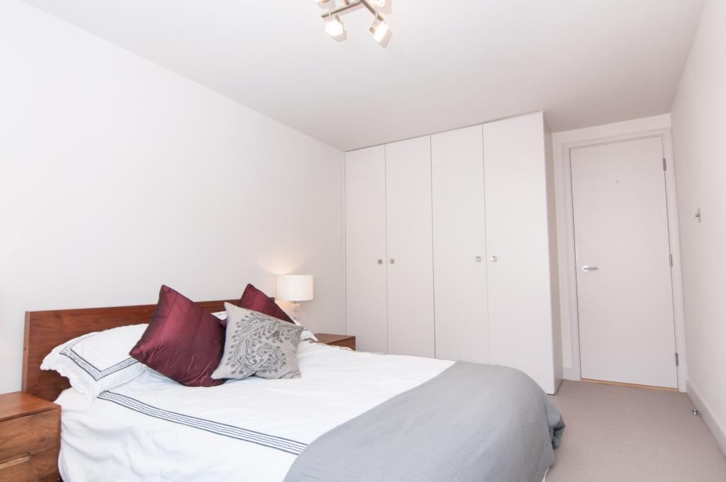 Property photo 3 of 6 Bedroom