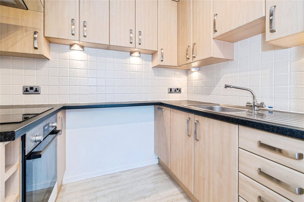 Property photo 3 of 15 Kitchen