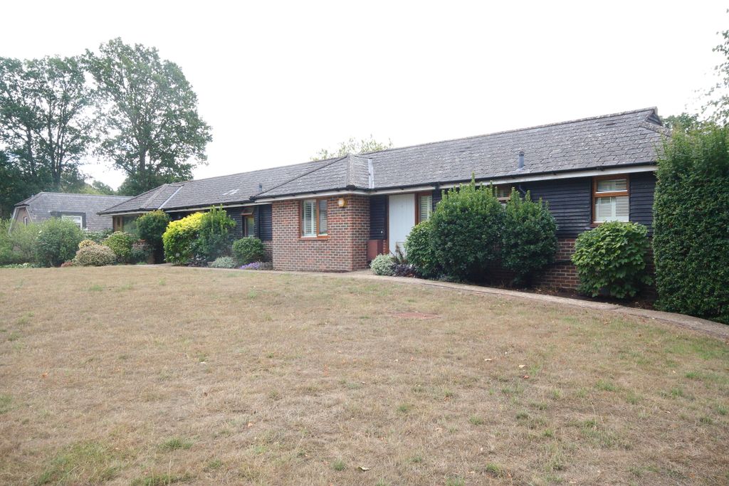 Property photo 1 of 6 Outside