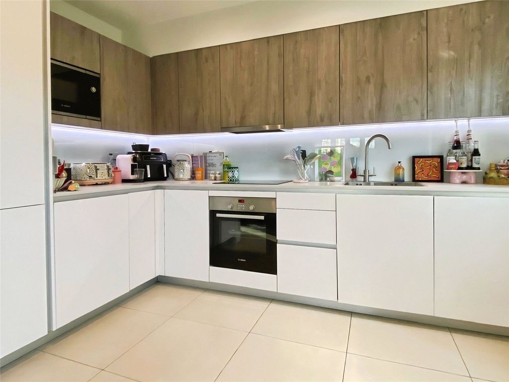 Property photo 2 of 11 Picture No. 05