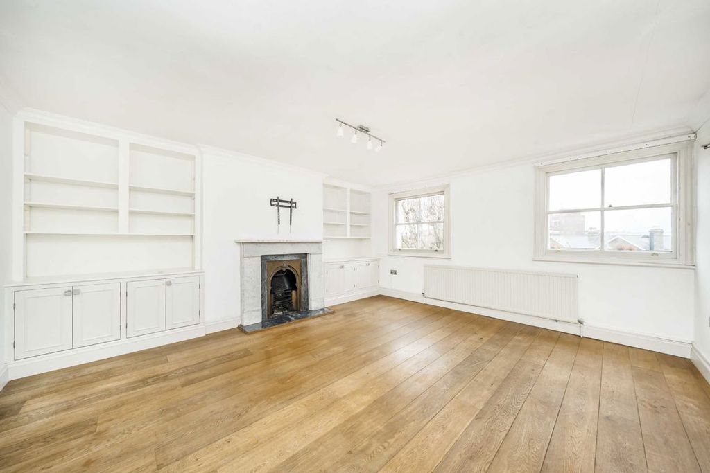 Property photo 2 of 4