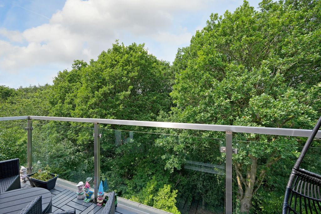 Property photo 2 of 33 Balcony And View