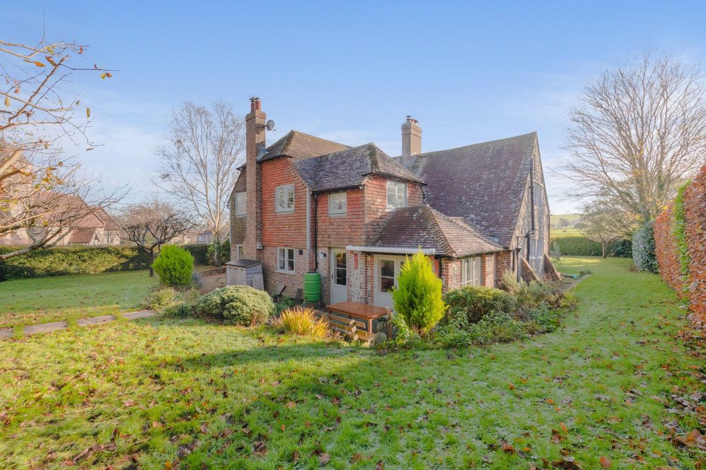 Property photo 1 of 30