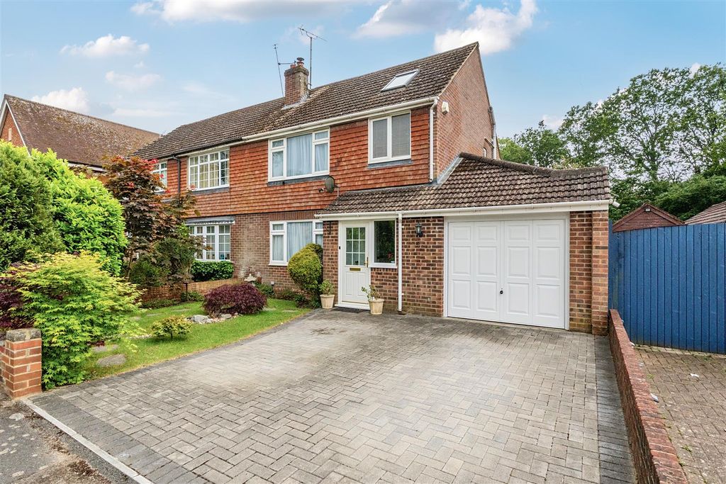Property photo 1 of 23 1463996-14-6A0c9B138A7Ef.Jpg