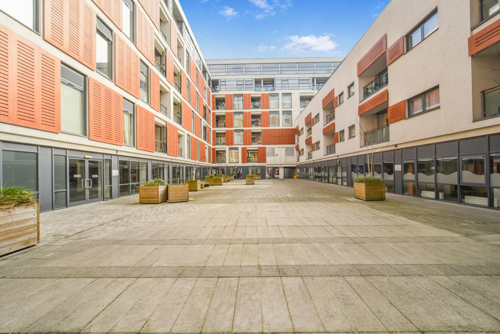 Property photo 1 of 18 Picture No. 06