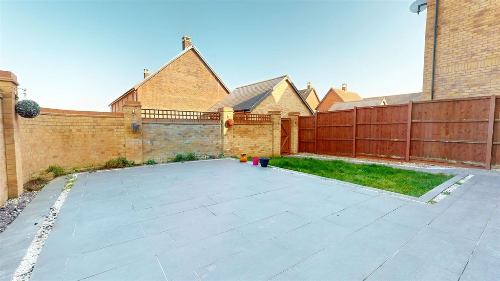 Property photo 2 of 19 03192026_155526.Jpg